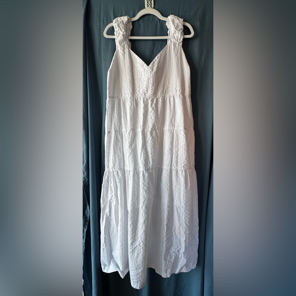 Old Navy White Textured Dress Size XXL